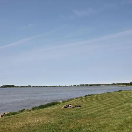Feriehus Freya Haus - Terrasse, Garten, Meerblick Wiek auf Rügen